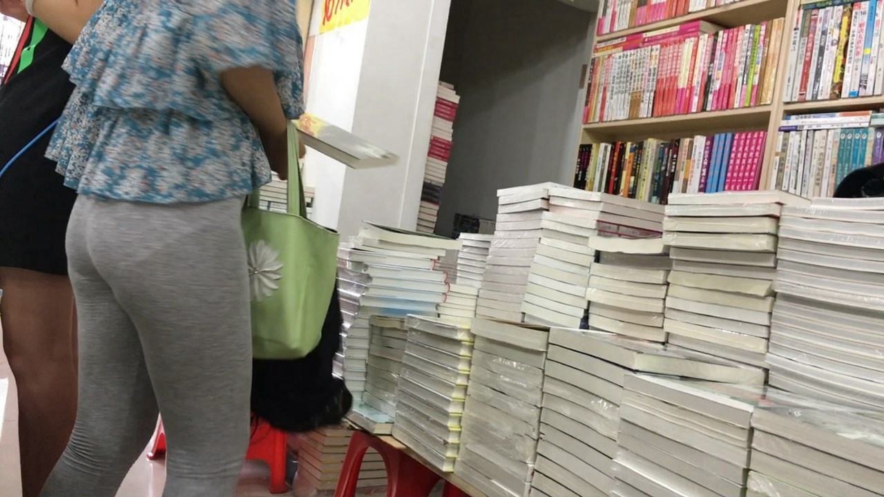 超薄性感打底裤小妹[1GB/MP4]