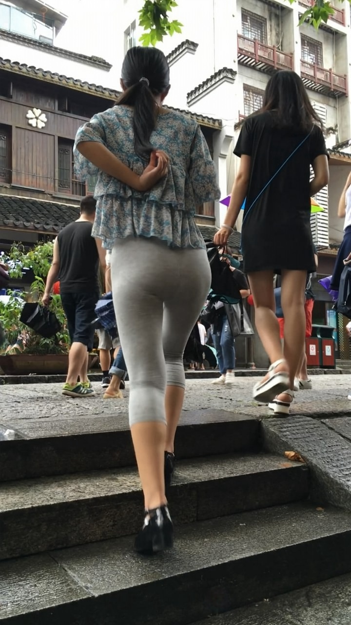 超薄性感打底裤小妹[1GB/MP4]