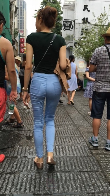 耐人寻味的极品蓝牛翘臀shaofu[MP4/1.9GB]