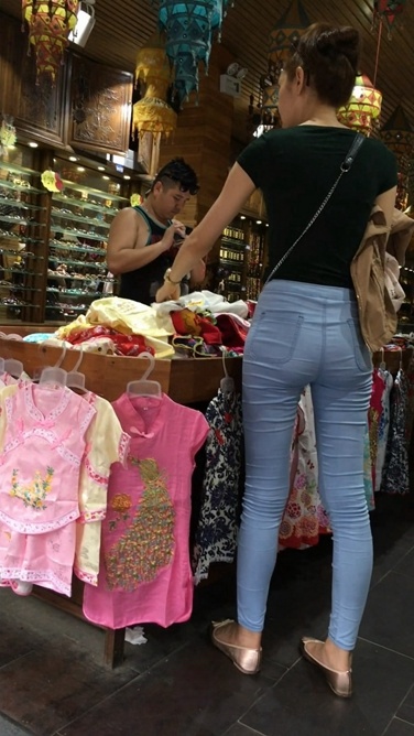 耐人寻味的极品蓝牛翘臀shaofu[MP4/1.9GB]