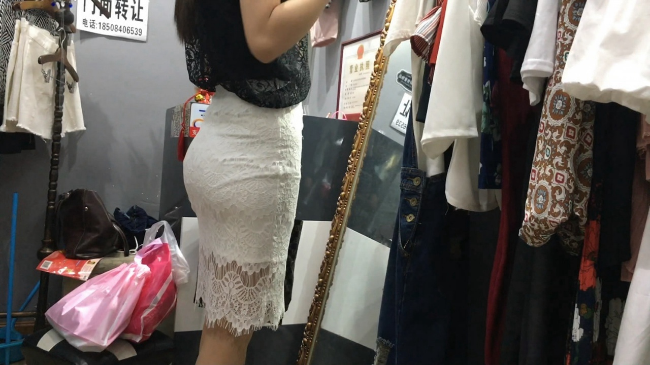 白色包屯大翘屯轻熟女[MP4/1.5GB]