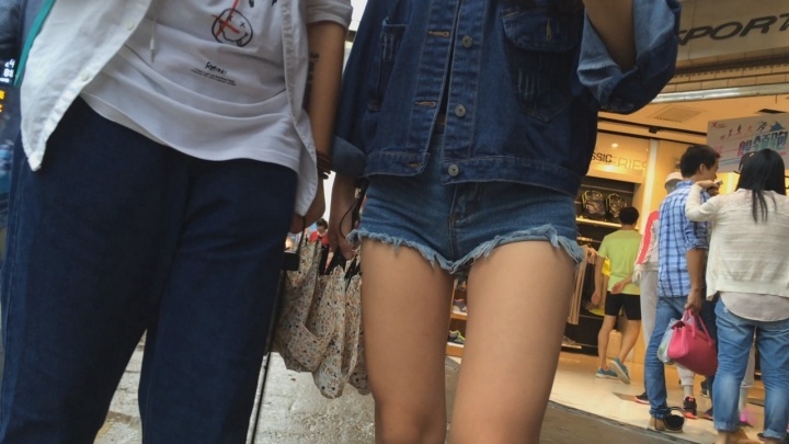 初秋的月牙[MP4/4GB]