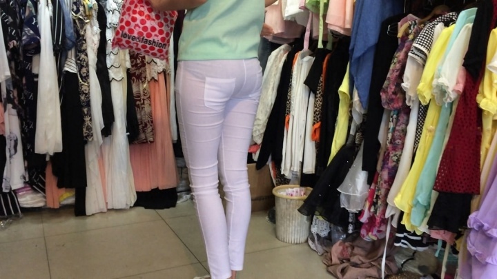 超长篇紧身白裤[MOV/3.5GB]