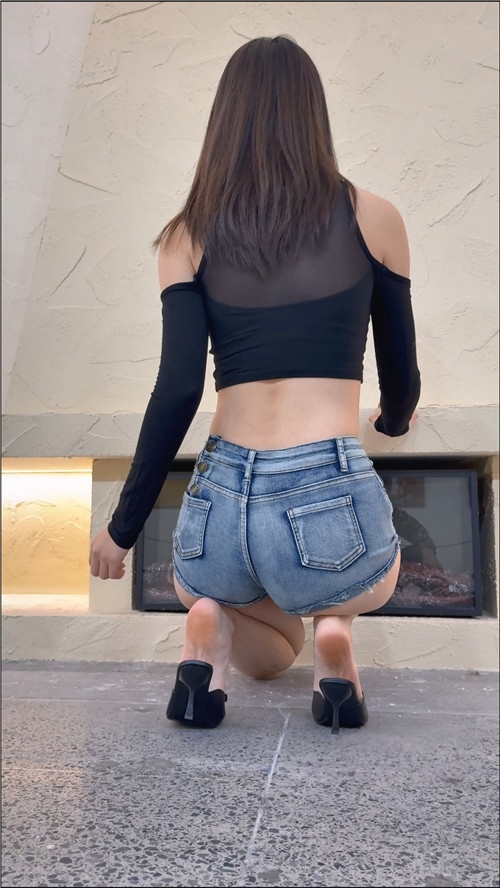 长腿辣妹营业日（上）[4.06G/MP4]