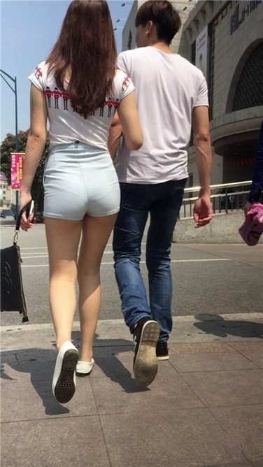 就这样牵着你手不放开[MP4/1.5G]