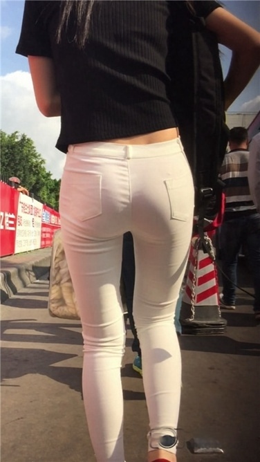 [JACK原创作品]丰臀白裤女大学生[MP4/490MB]