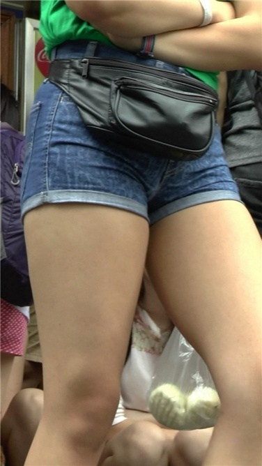 紧身兰牛绿Ｔ恤短发MM[MTS/1GB]