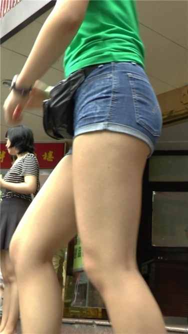 紧身兰牛绿Ｔ恤短发MM[MTS/1GB]