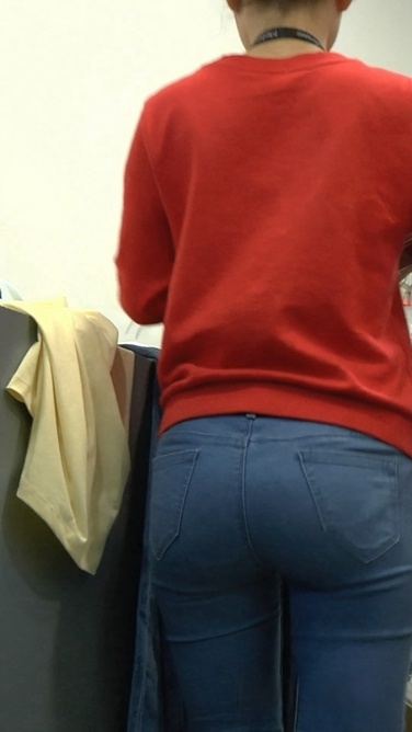 兰牛白胸图红衫美邦店员[MTS/3GB]