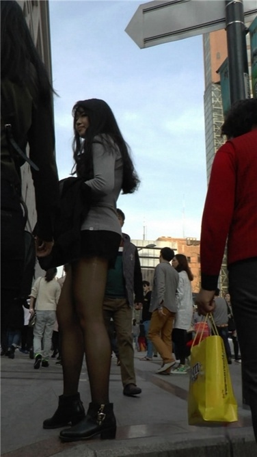 一箭三少妇,紧牛、黑丝、红裙[MTS/1.5GB]