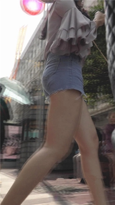 1.75米以上高颜值辣妹[MP4/674MB]