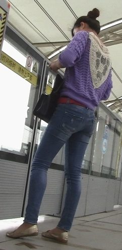 清纯的紧牛翘臀妹子[262M/MTS]