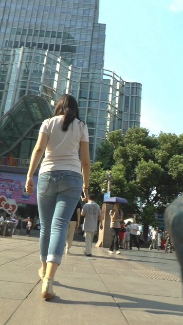 高挑的兰牛MM [142M/M2TS]