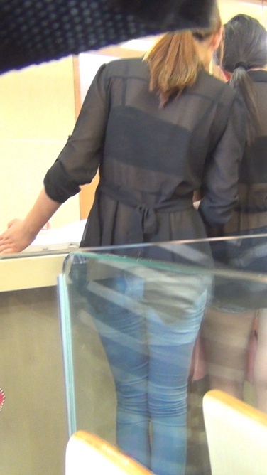 上衣透视黑色抹胸牛仔裤美女[123M/MTS]