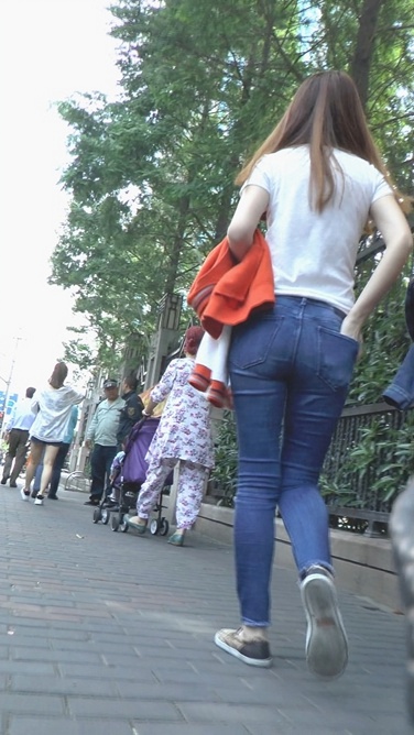 很有感觉的苗条细腰兰牛MM [275M/M2TS]