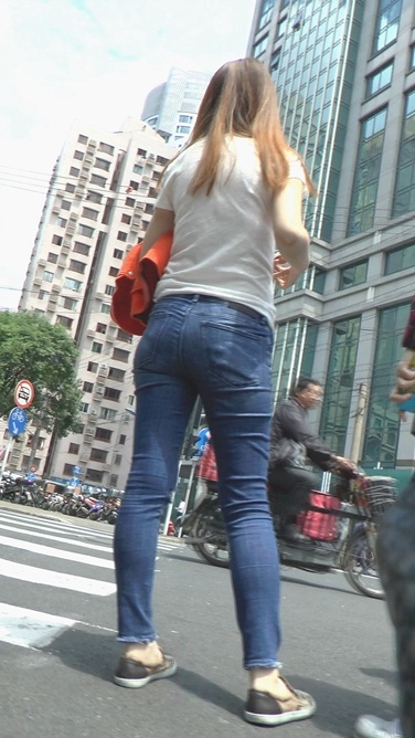 很有感觉的苗条细腰兰牛MM [275M/M2TS]