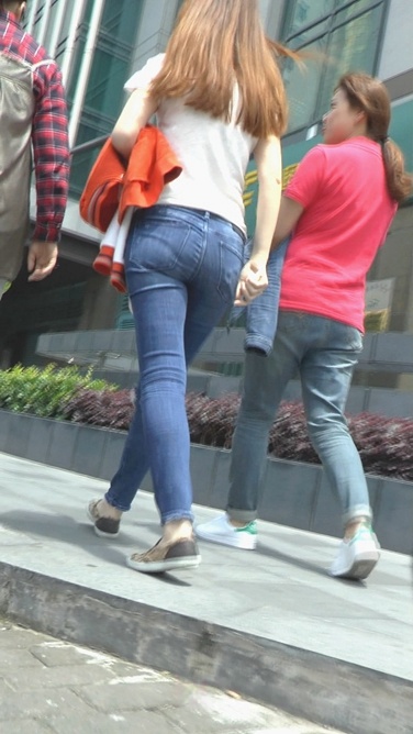 很有感觉的苗条细腰兰牛MM [275M/M2TS]