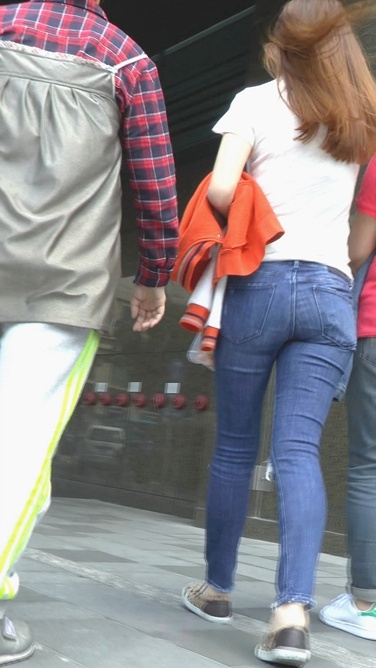 很有感觉的苗条细腰兰牛MM [275M/M2TS]