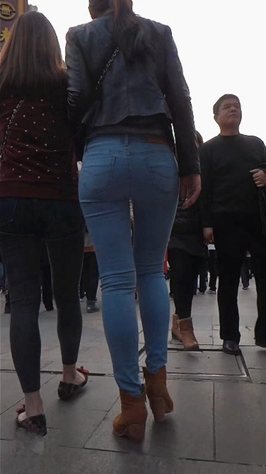 这样身材，我能拥有此生也是不算白活了[44M/MP4]