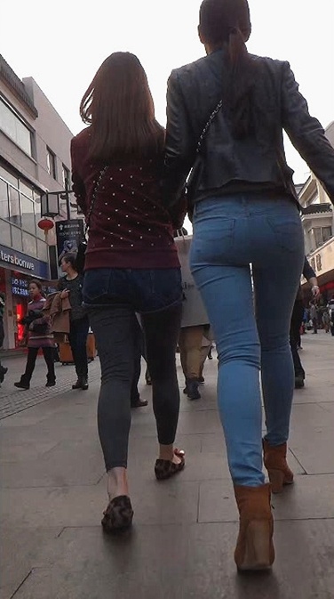 这样身材，我能拥有此生也是不算白活了[44M/MP4]