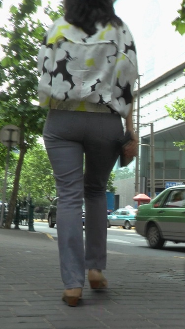 宽宽灰牛，PP两边甩[184M/M2TS]