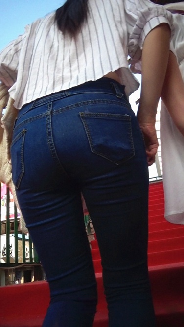 戴帽子的长发紧牛MM [504M/MTS]