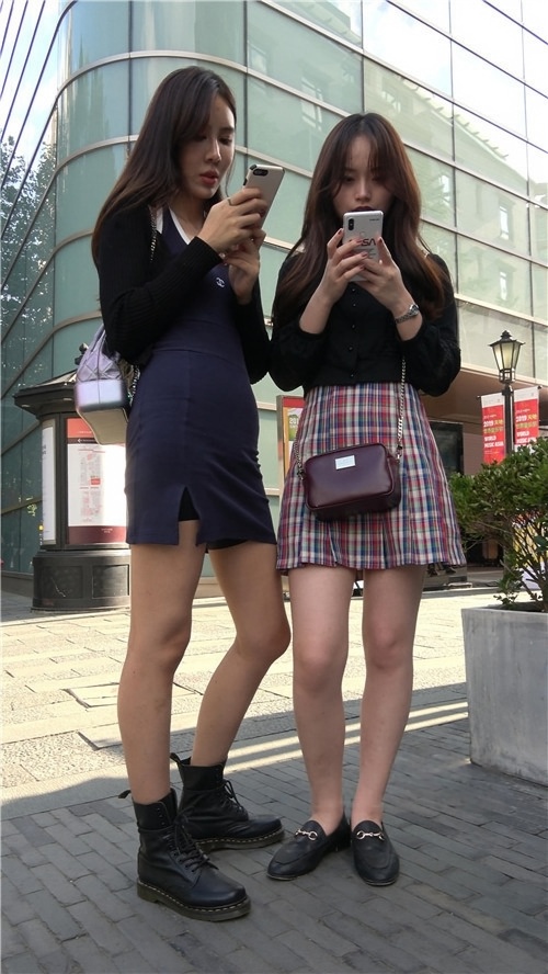 连体包臀裙小姐姐[3.14G/MP4]