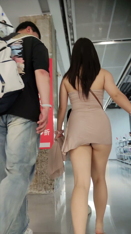 [八戒大师拍摄]丰满紧身包臀裙都快包不住了[169M/MP4]