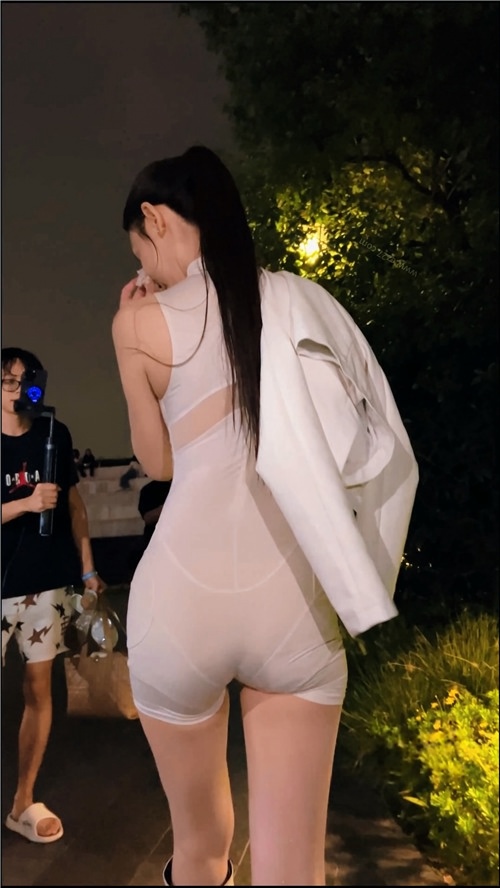 白色优雅[3.88G/MP4]