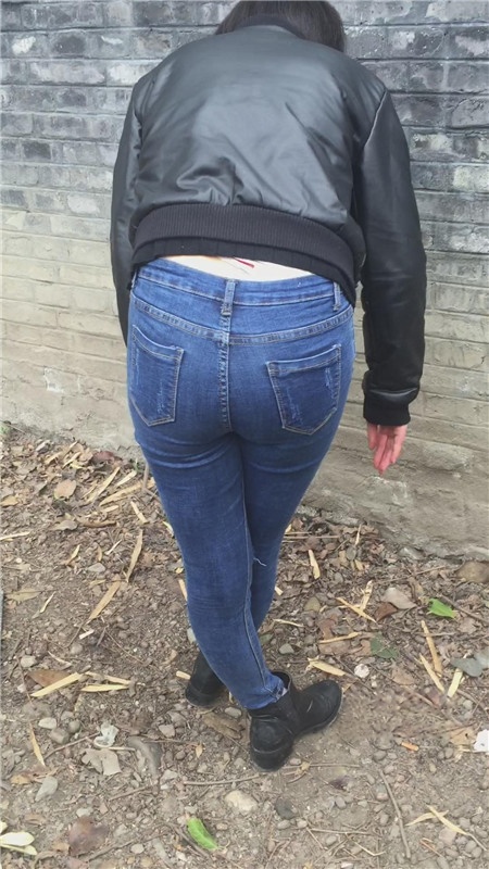 紧身牛仔裤[630M/MP4]