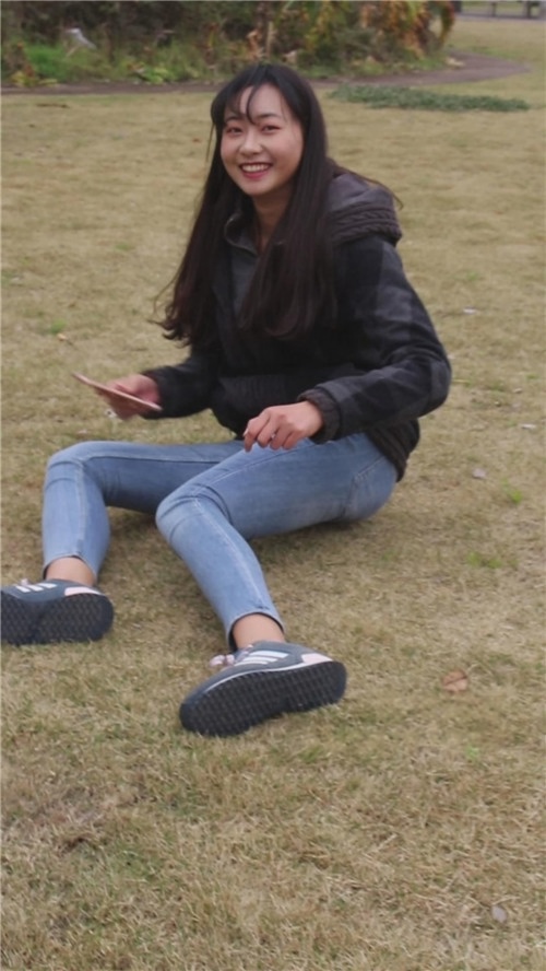 牛仔紧身小姐姐[2.89G/MP4]