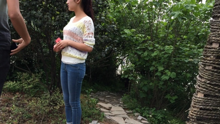 【带子狼原创作品】这个紧牛美眉很漂亮[MP4/1GB]