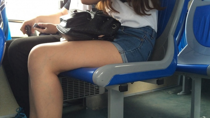 【带子狼原创作品】公交车上紧牛MTMM[MP4/2GB]