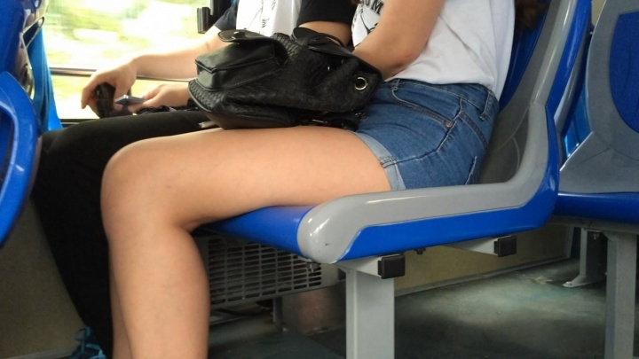 【带子狼原创作品】公交车上紧牛MTMM[MP4/2GB]