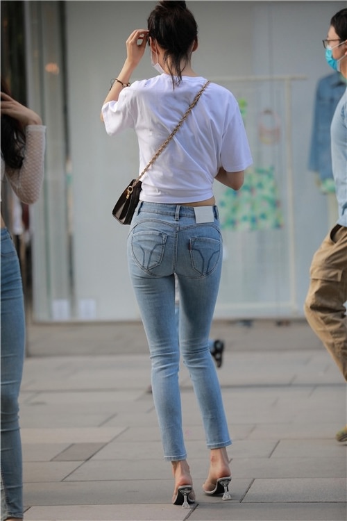 蓝牛小姐姐【套图+视频】