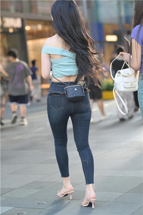 牛仔双骄(176P)[4.42G/JPG]