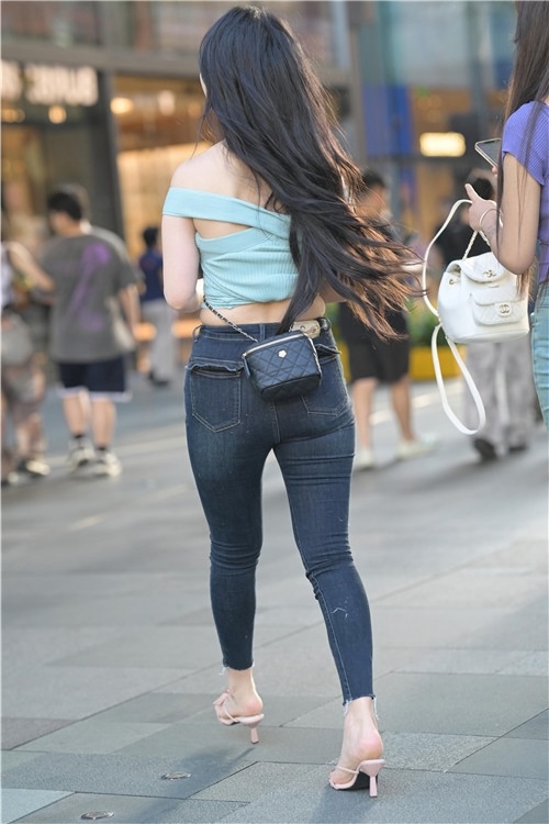 牛仔双骄(176P)[4.42G/JPG]