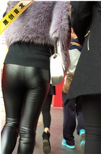 紫色貂绒紧身皮裤[MP4/657MB]