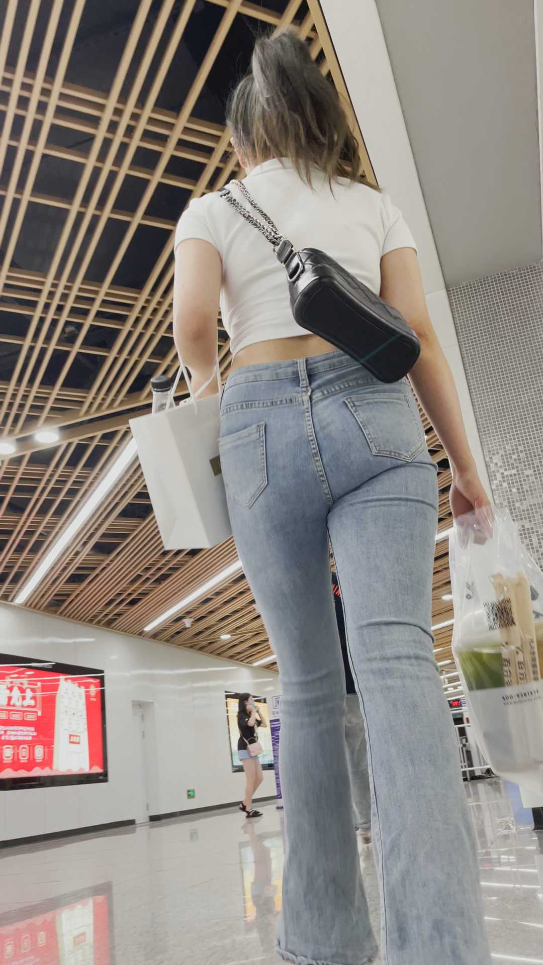 极品紧牛金三角大美女(积分45)