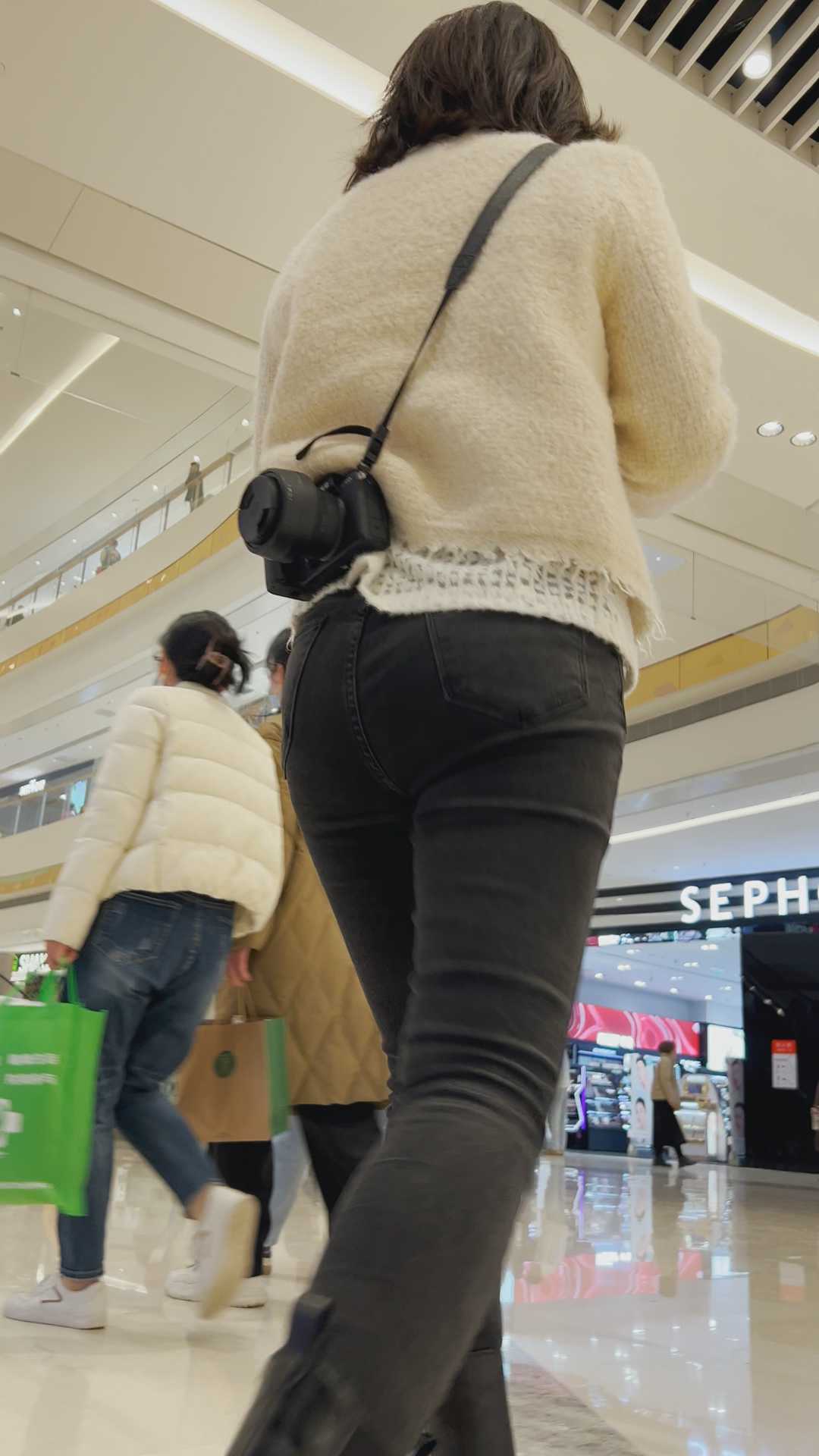 黑牛仔饱满紧臀你行你来(积分90)