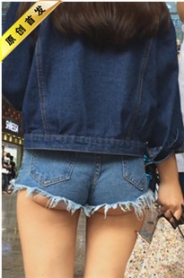 初秋的月牙[MP4/4GB]