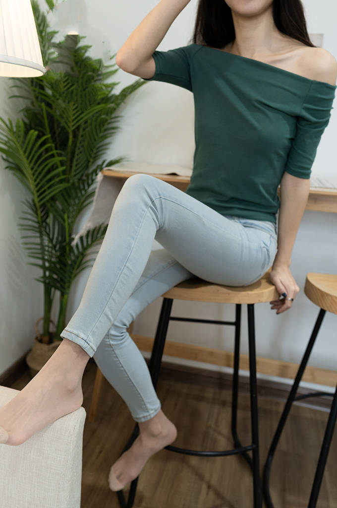 A093.嘉嘉 牛仔裤2