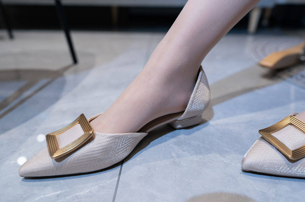 A133.抹胸吊带裙