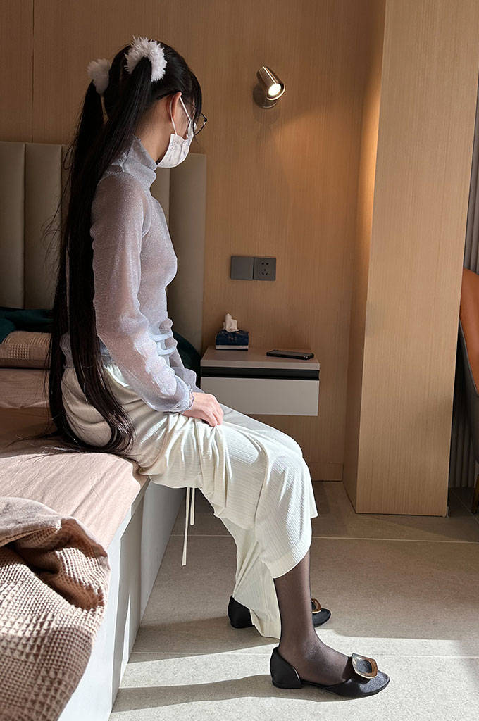 A136-黑丝脚尖透明