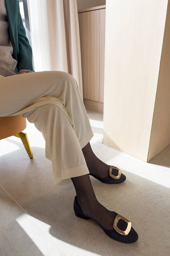 A136-黑丝脚尖透明