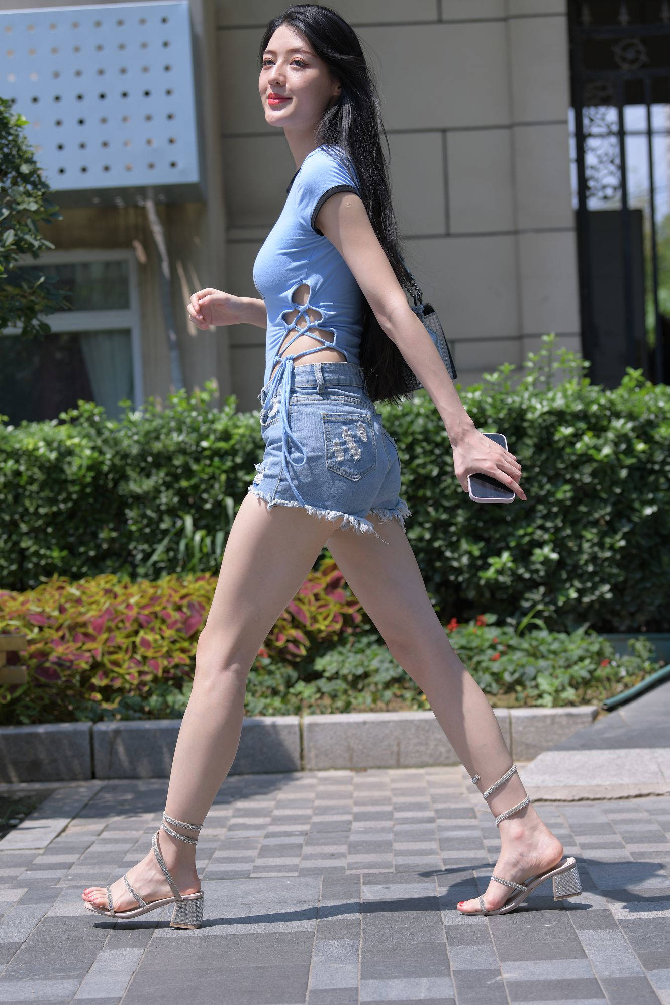 蓝色牛仔热裤美女【视频+套图】