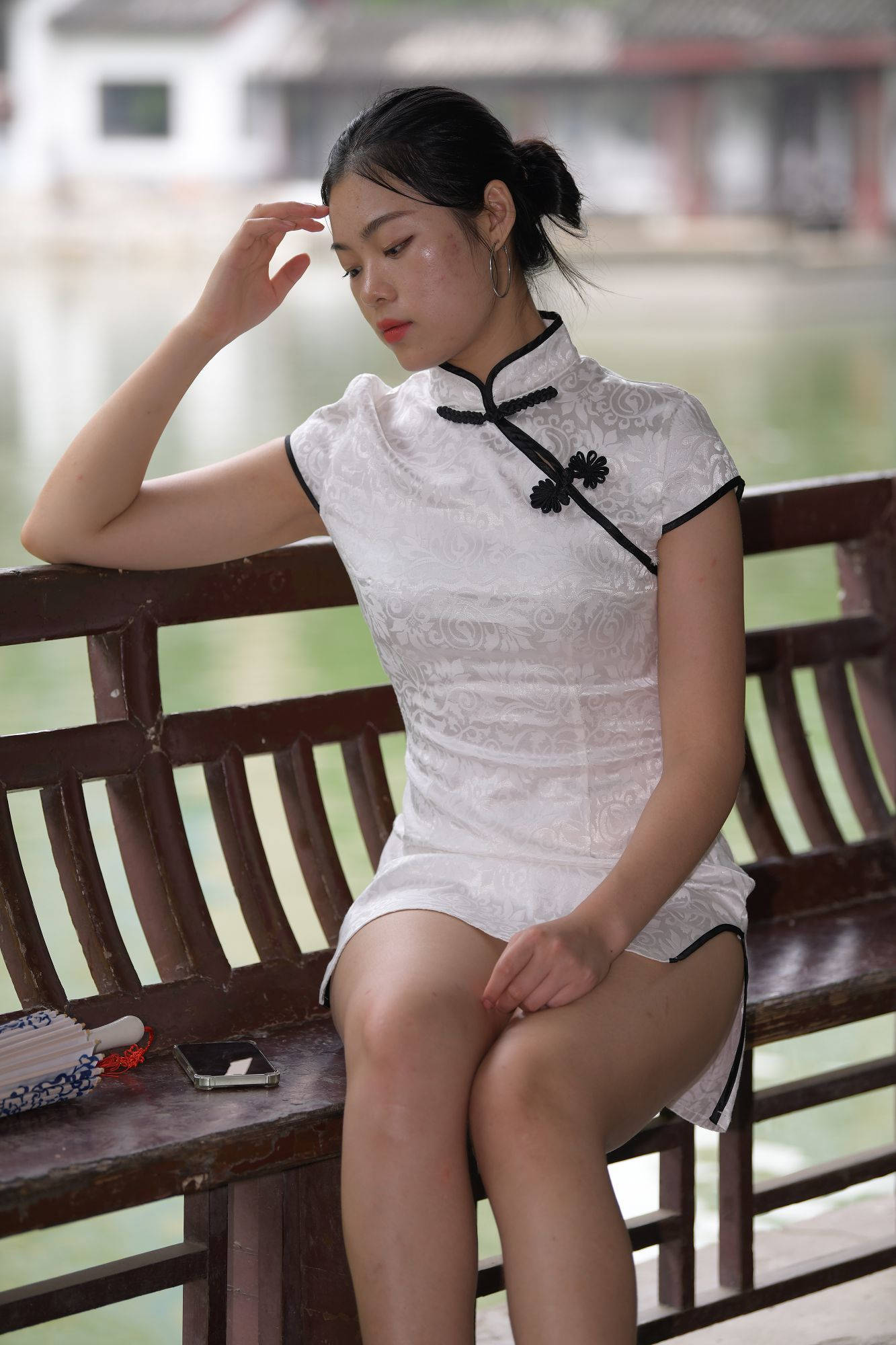 性感白色旗袍【视频+套图】