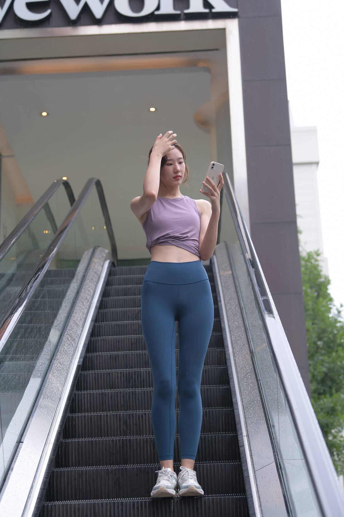 阴雨天遇见你【视频+套图】