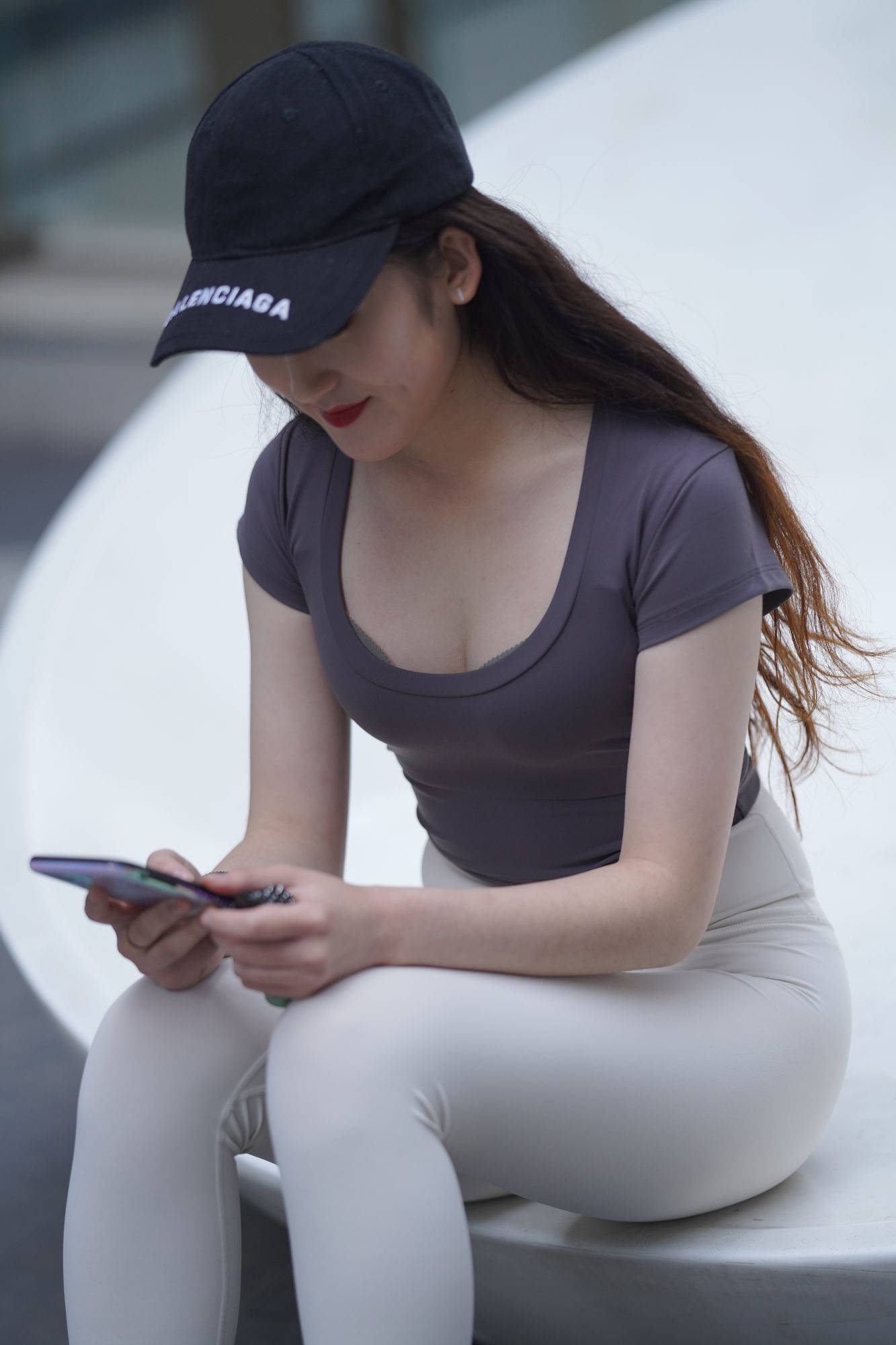 白色瑜伽裤健身女生【视频+套图】