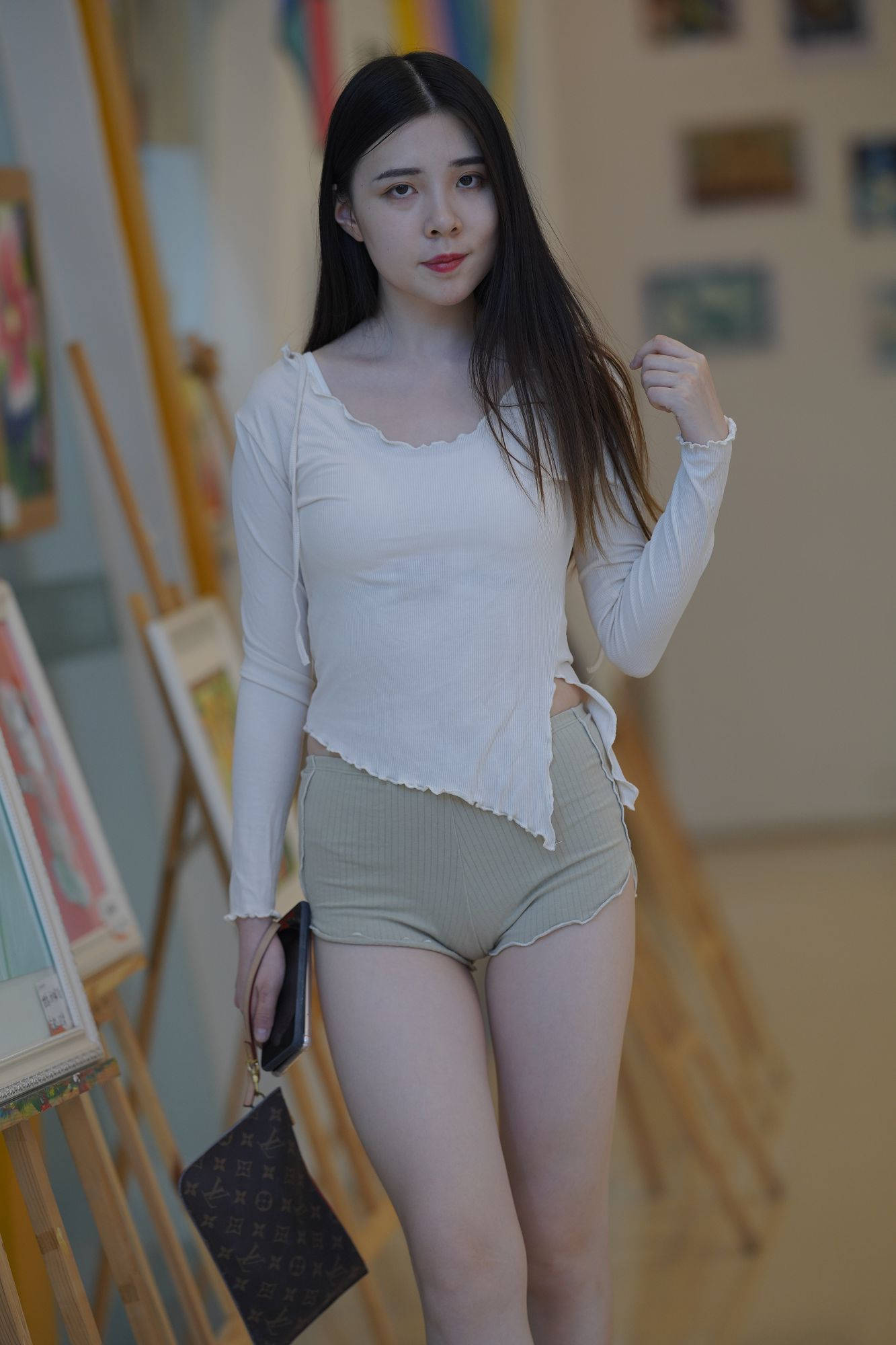 可爱中透着一丝性感【视频+套图】